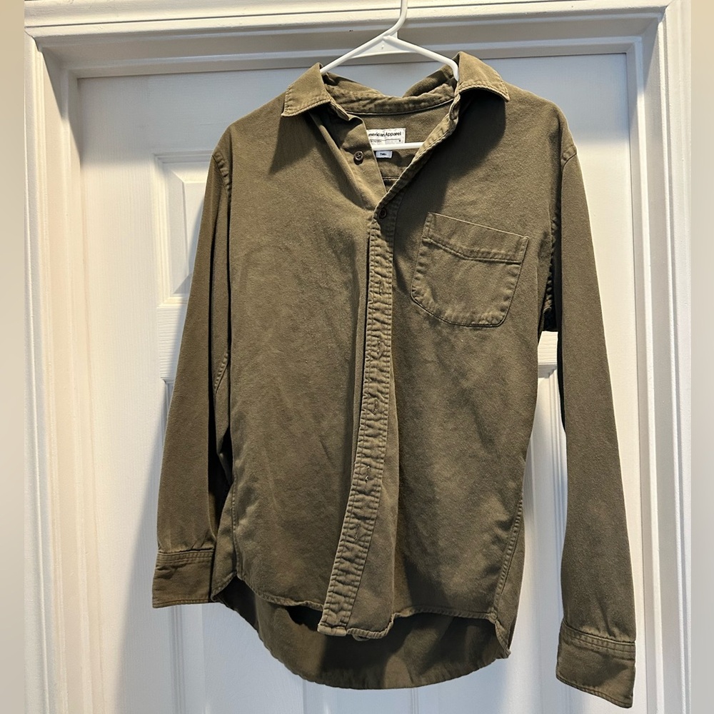 Men’s American apparel twill button up